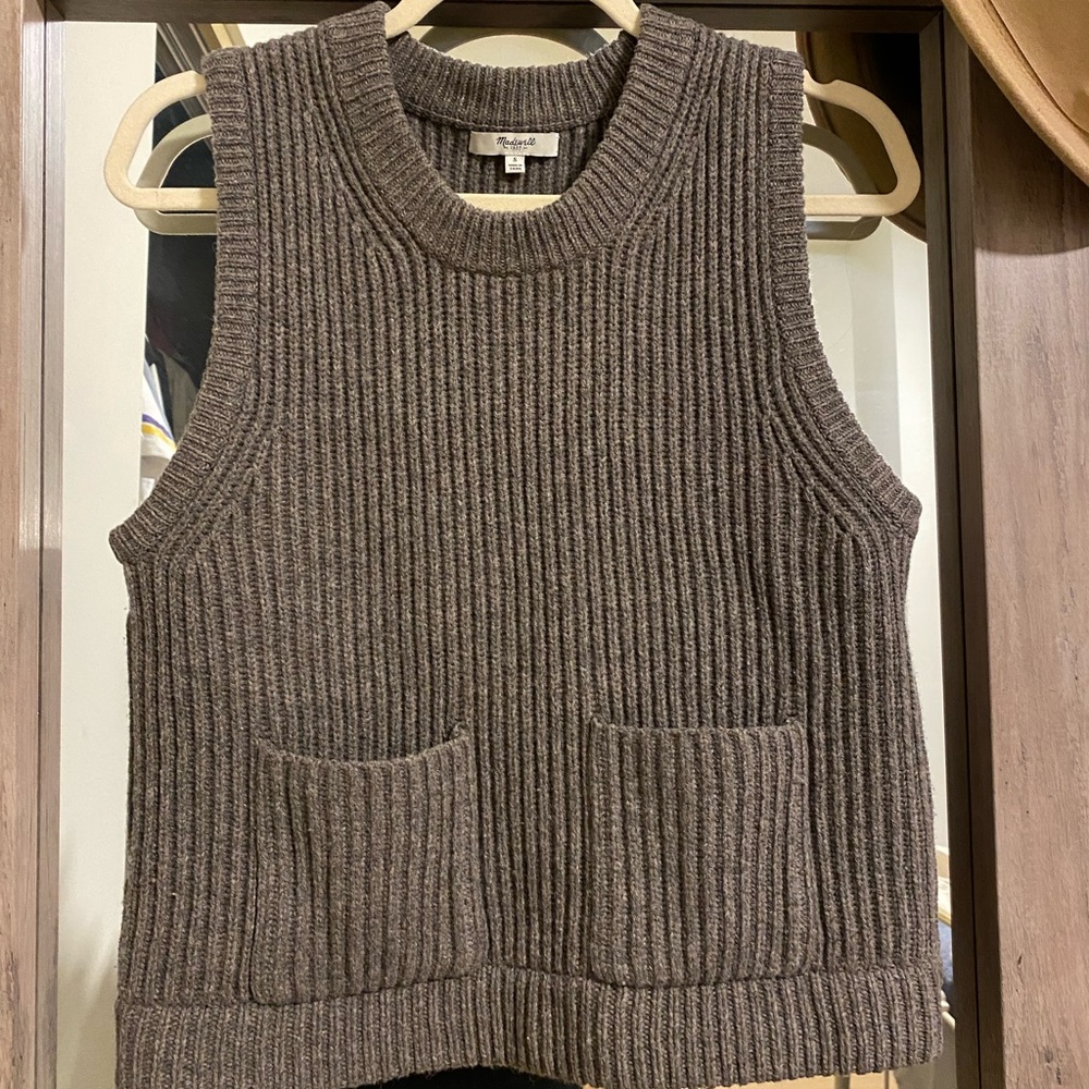 Madewell sweater vest! Worn once! Great over a blouse and super cozy! - Picture 2 of 3
